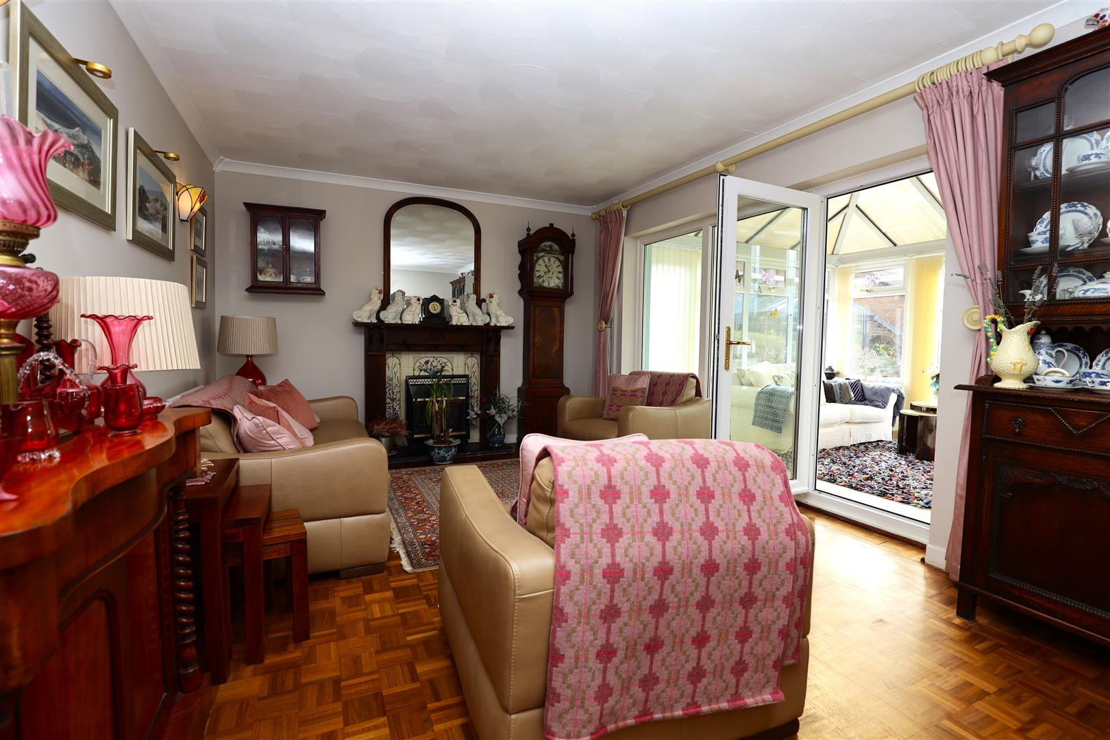 Elms Park, Miskin, Pontyclun